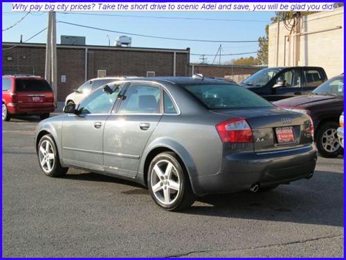 Audi A4 2004 photo 1
