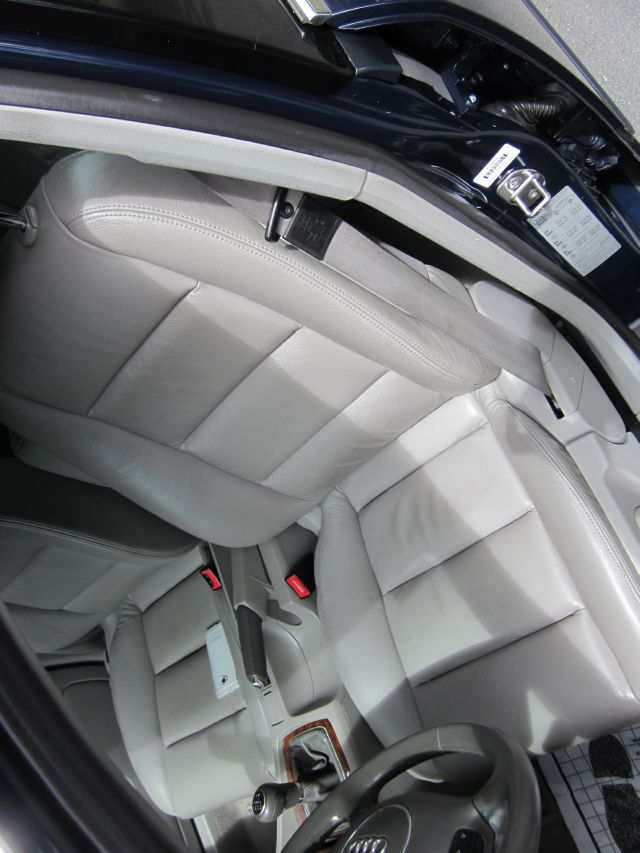 Audi A4 2004 photo 11