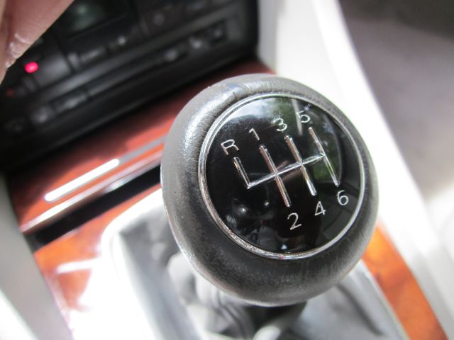 Audi A4 2004 photo 7