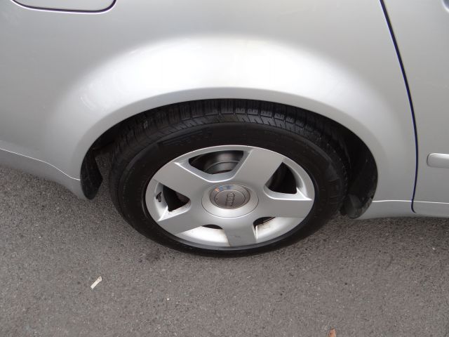 Audi A4 2004 photo 1