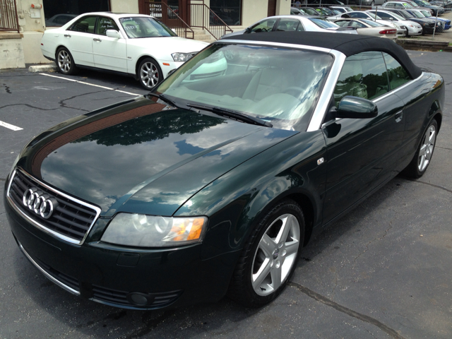 Audi A4 2004 photo 3