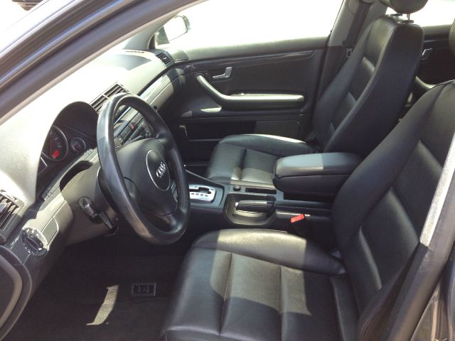 Audi A4 2004 photo 5