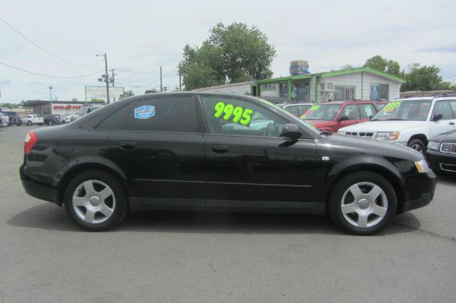 Audi A4 EXT CAB Sedan