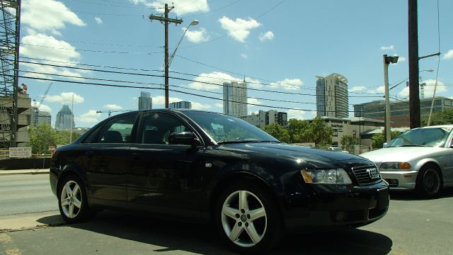 Audi A4 2004 photo 1
