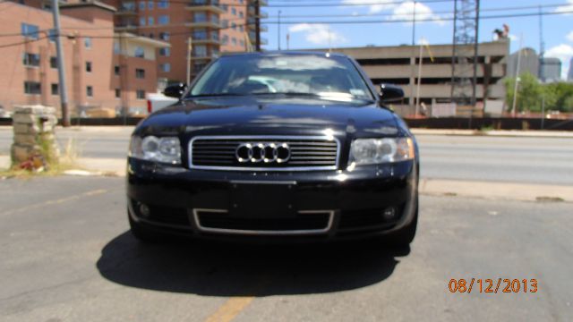 Audi A4 2004 photo 3