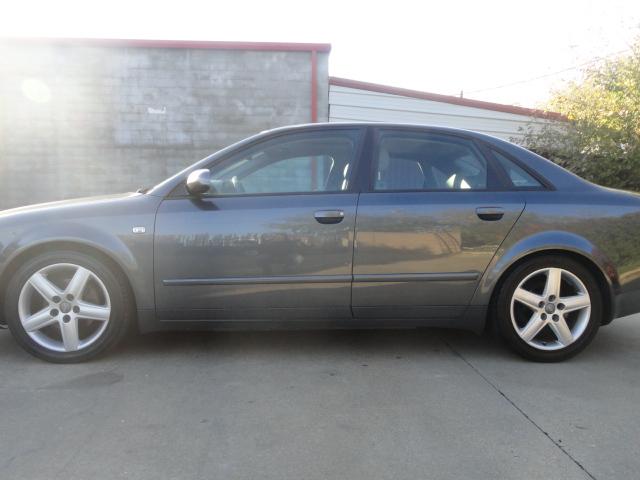 Audi A4 2004 photo 3