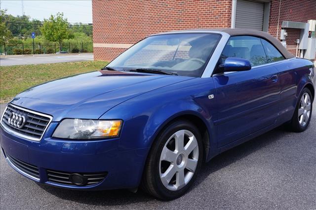 Audi A4 2004 photo 11