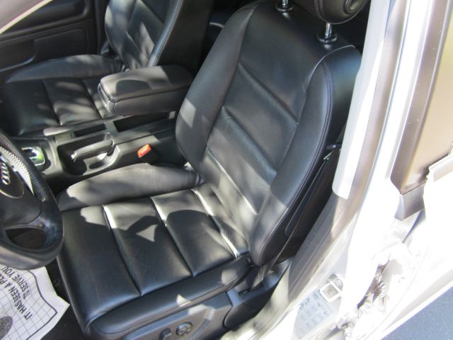 Audi A4 2004 photo 1