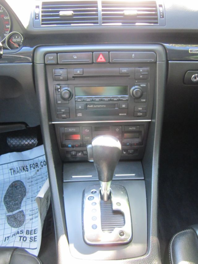 Audi A4 2004 photo 5