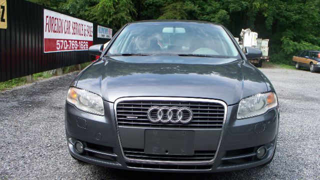 Audi A4 2005 photo 4