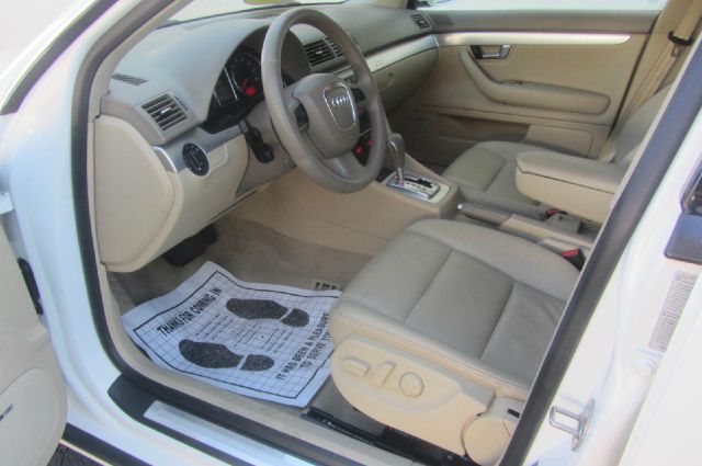 Audi A4 4dr Wgn SEL FWD Sedan