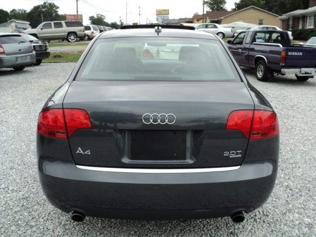 Audi A4 2005 photo 4