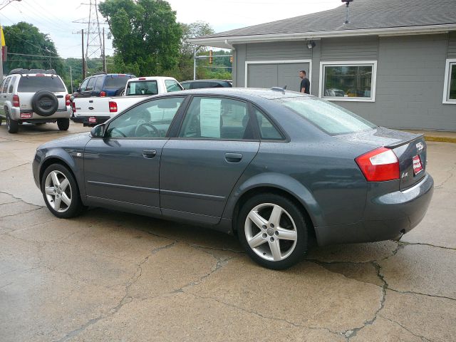 Audi A4 2005 photo 9