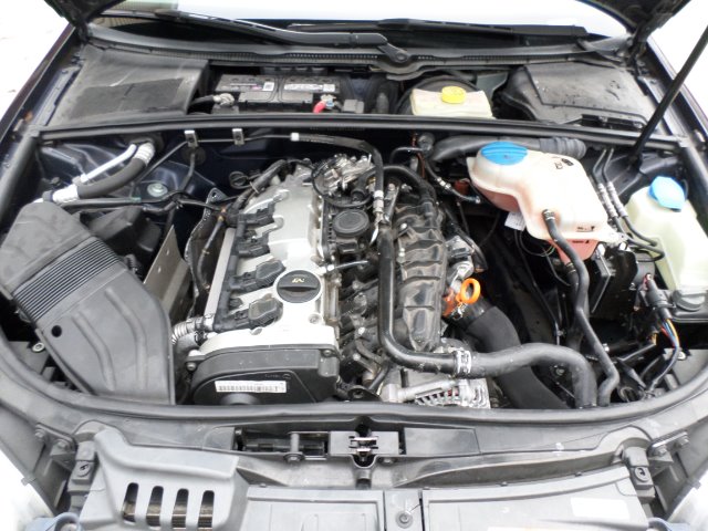 Audi A4 2005 photo 2