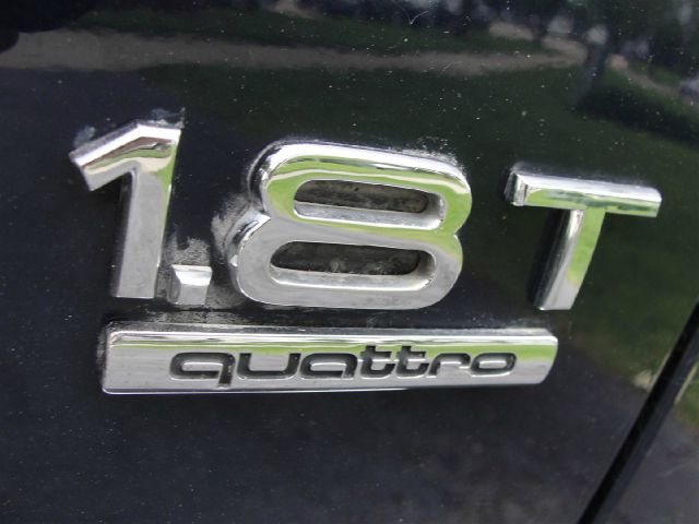 Audi A4 2005 photo 44