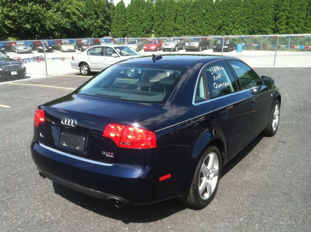 Audi A4 2005 photo 4
