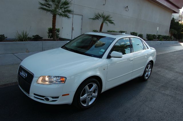 Audi A4 2005 photo 4