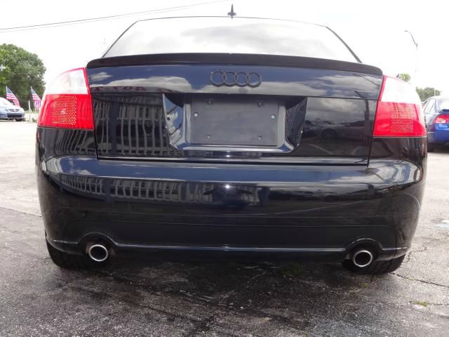 Audi A4 2005 photo 1