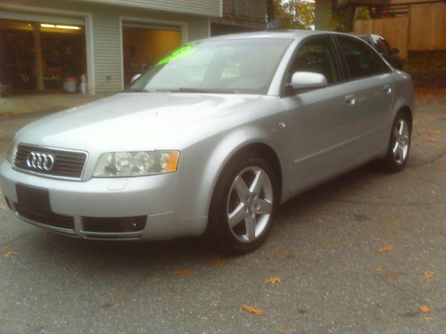 Audi A4 2005 photo 1