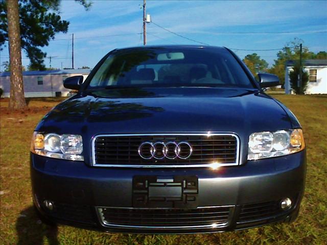 Audi A4 2005 photo 1