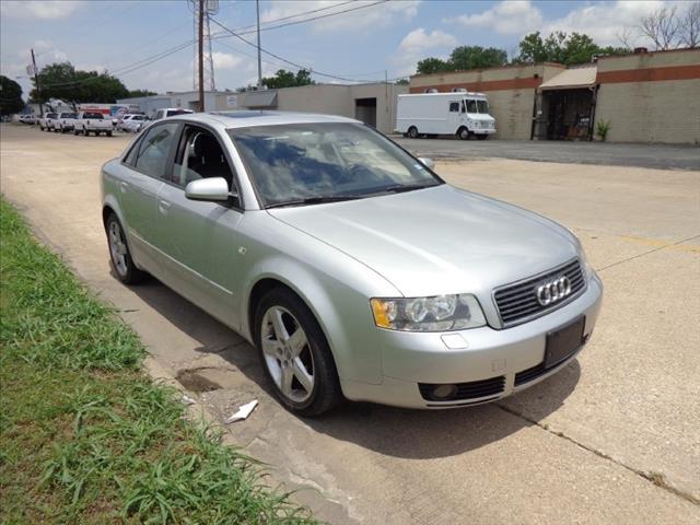Audi A4 2005 photo 2