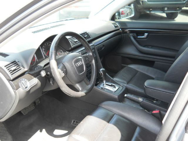 Audi A4 2005 photo 13