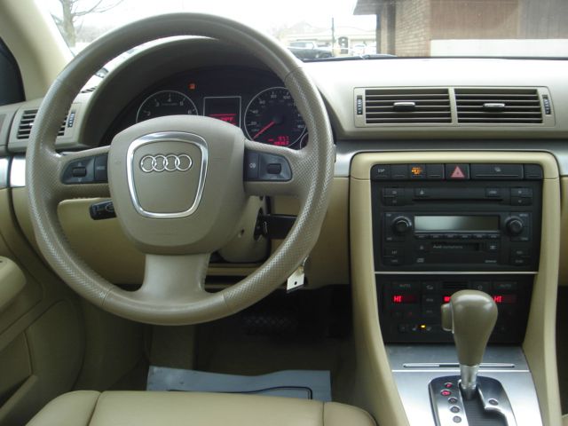Audi A4 2006 photo 1