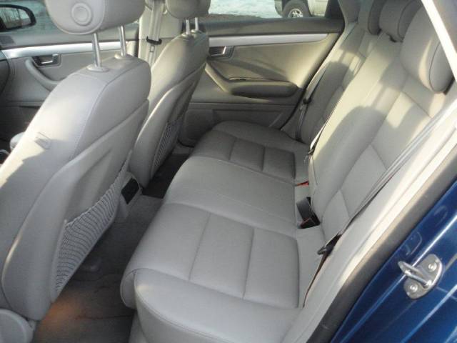 Audi A4 2WD Coupe Sedan