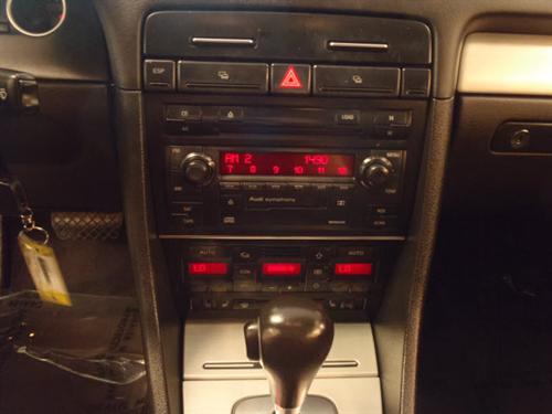 Audi A4 2006 photo 2