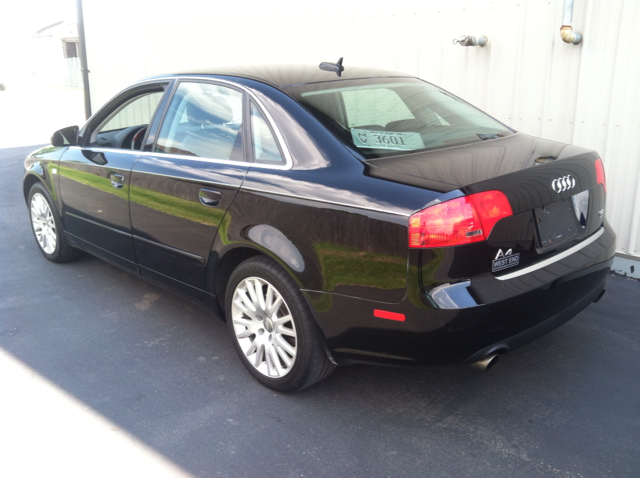 Audi A4 2006 photo 4