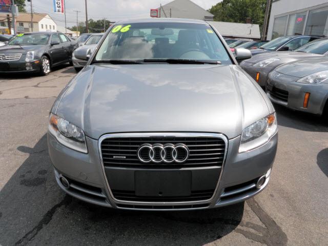 Audi A4 2006 photo 2