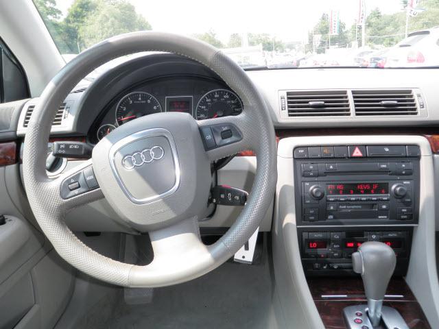 Audi A4 2006 photo 4