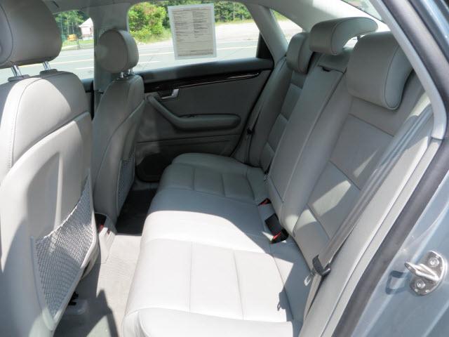 Audi A4 2006 photo 5