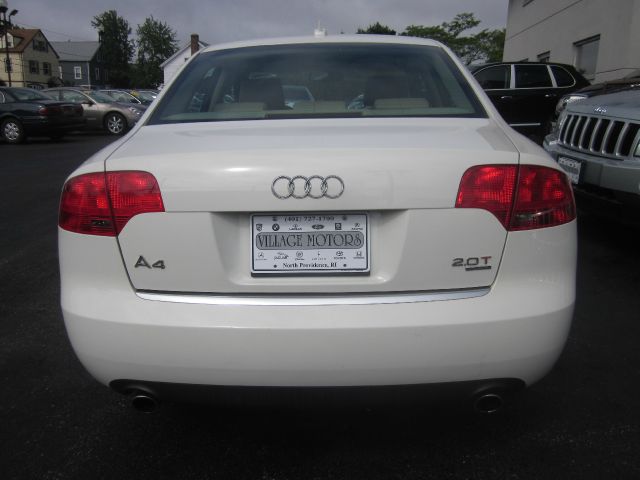 Audi A4 2006 photo 1