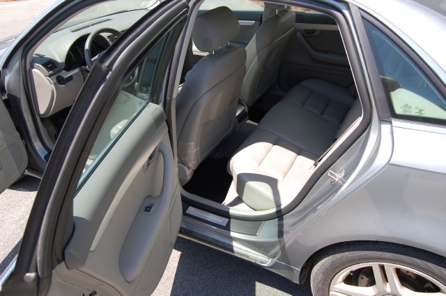 Audi A4 2006 photo 1