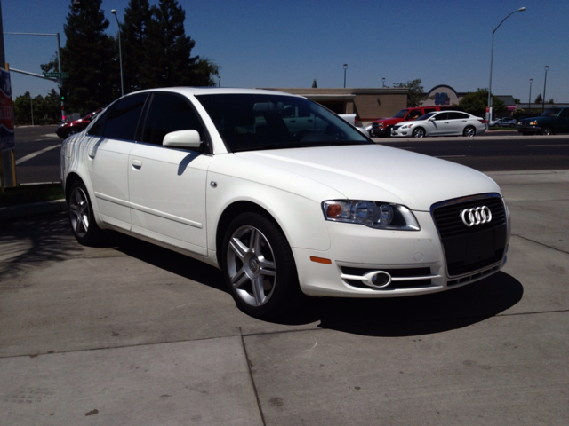 Audi A4 LT 4X4 Dually Sedan