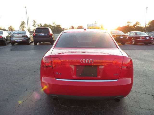 Audi A4 2006 photo 4