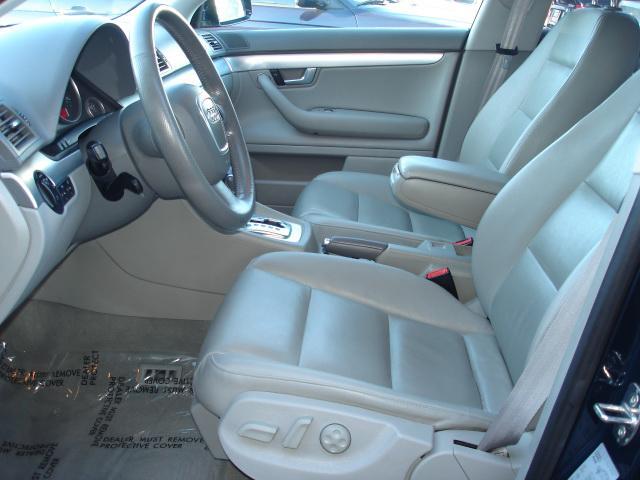 Audi A4 2006 photo 2