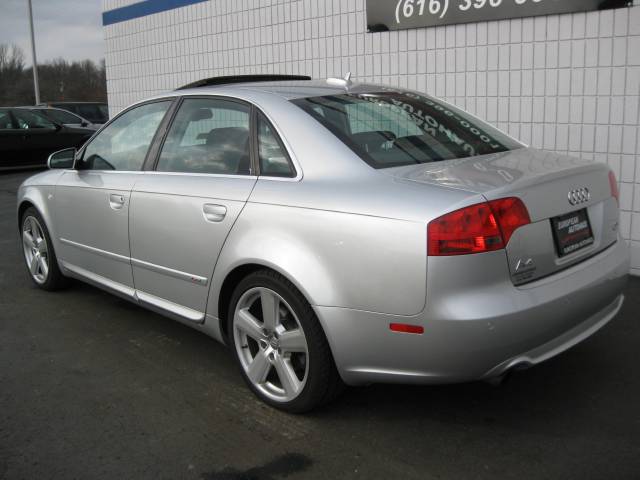 Audi A4 Wagon SE Sedan