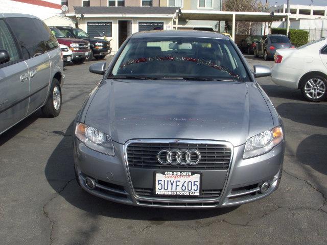 Audi A4 2006 photo 2