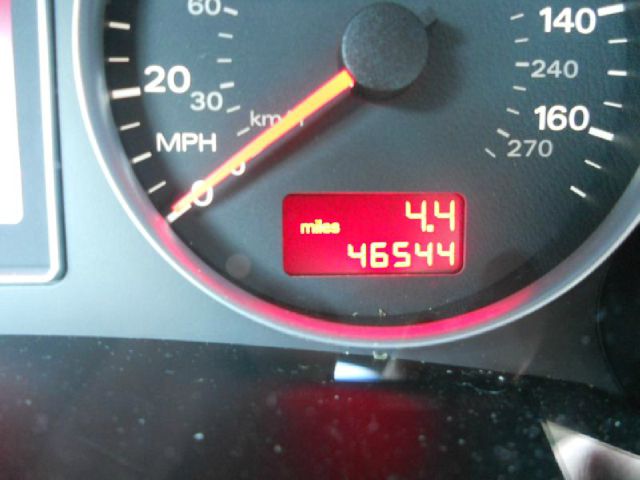 Audi A4 2WD Coupe Sedan