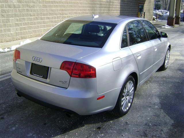 Audi A4 2006 photo 2