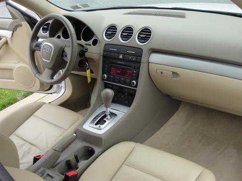 Audi A4 2007 photo 2