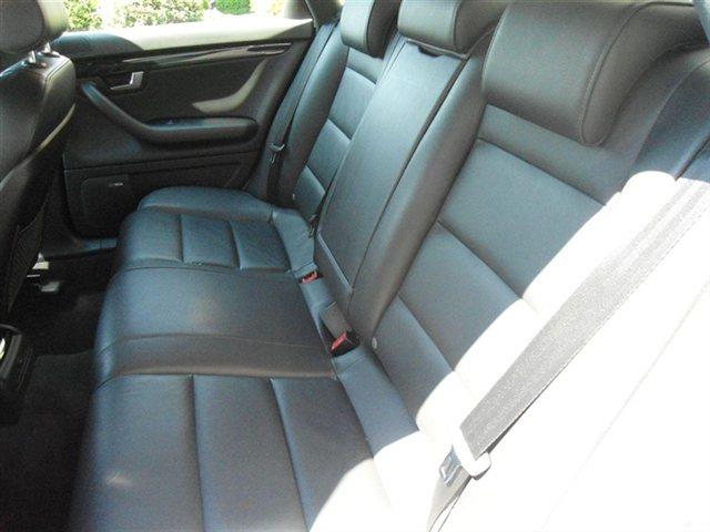 Audi A4 2007 photo 12