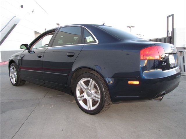 Audi A4 2007 photo 4