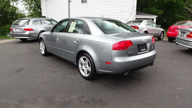 Audi A4 2007 photo 10