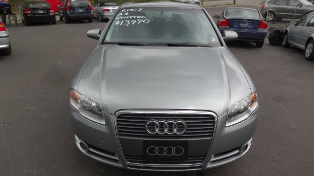 Audi A4 2007 photo 2