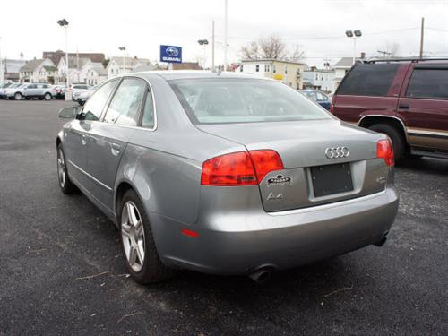 Audi A4 2007 photo 2