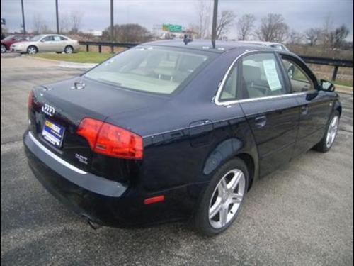 Audi A4 2007 photo 4