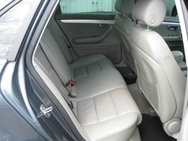 Audi A4 2WD Coupe Sedan